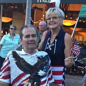 Meet your Posher, Carrie